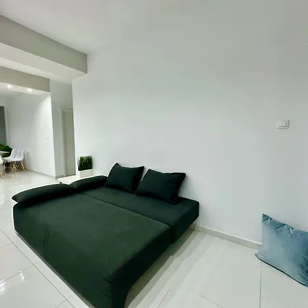 Ferienhaus Four Seasons - The White Queen House *