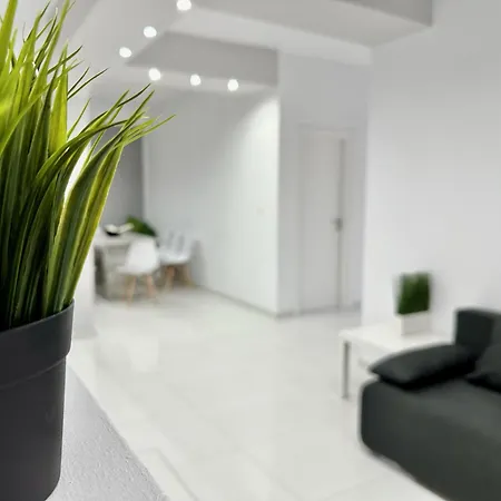 Four Seasons - The White Queen House * Kriopigi