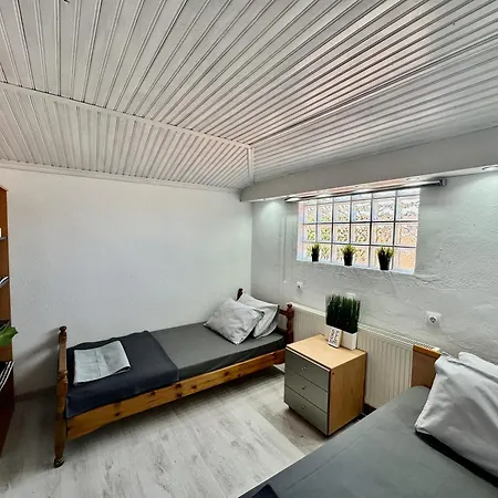 Ferienhaus Four Seasons - The White Queen House