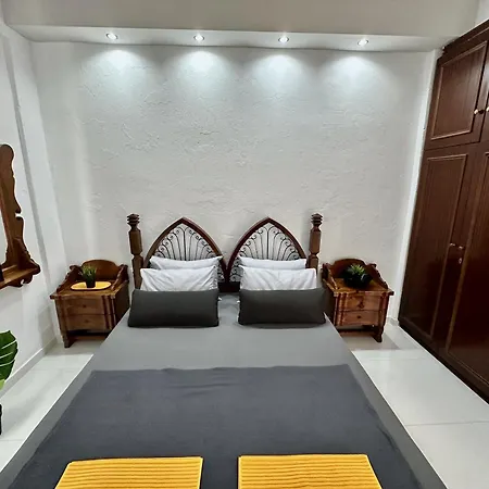 Four Seasons - The White Queen House Ferienhaus