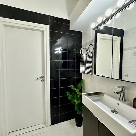 Ferienhaus Four Seasons - The White Queen House