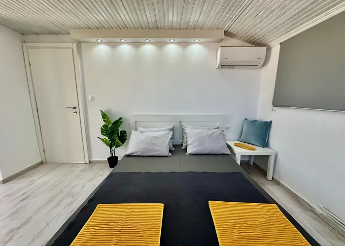 Casa de Férias Four Seasons - The White Queen House Kriopigi